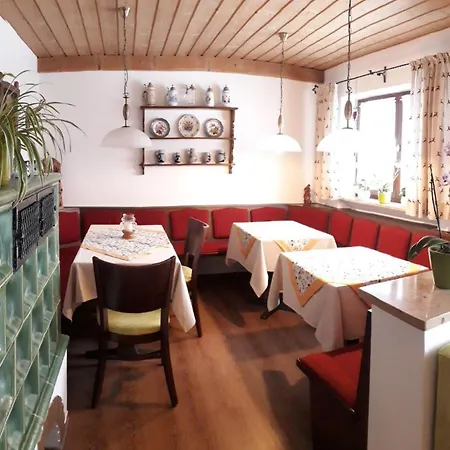 Ferienwohnung-susanne-im-gaestehaus-bergfrieden Lejlighed *