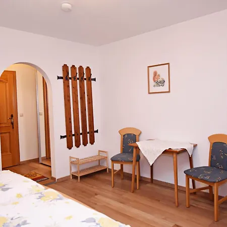 Ferienwohnung-susanne-im-gaestehaus-bergfrieden * Bayersoien