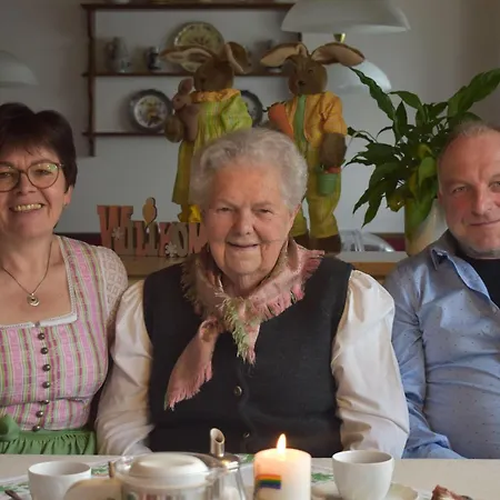 Lejlighed Ferienwohnung-susanne-im-gaestehaus-bergfrieden *