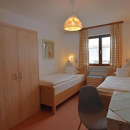 Ferienwohnung-susanne-im-gaestehaus-bergfrieden Lejlighed