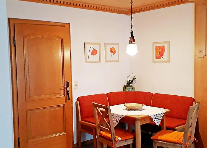 아파트 Ferienwohnung-susanne-im-gaestehaus-bergfrieden Bayersoien