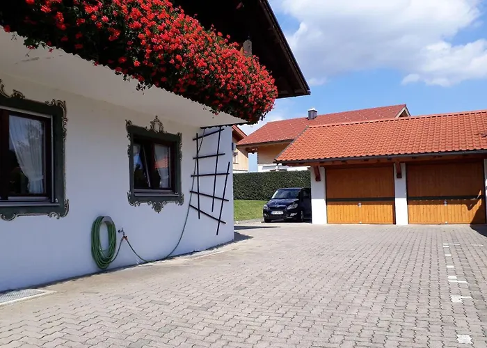 Apartamento Ferienwohnung-susanne-im-gaestehaus-bergfrieden
